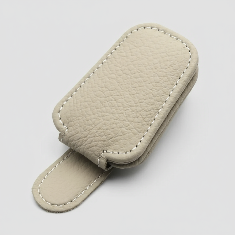 Бежевый кожаный чехол для автомобильных ключей